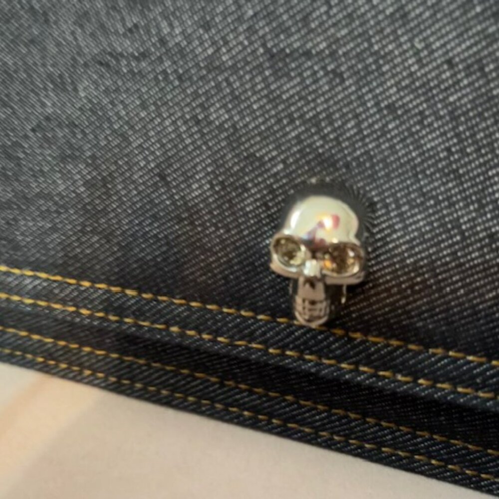 Alexander McQueen handbag - Picture 4 of 5